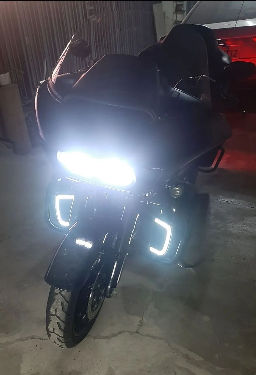 Harley  Road Glide limited  - Foto 2