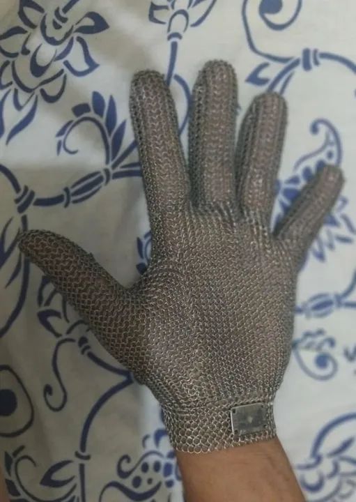 VENDO LUVA DE AÇO DE AÇOUGUEIRO  - Foto 4