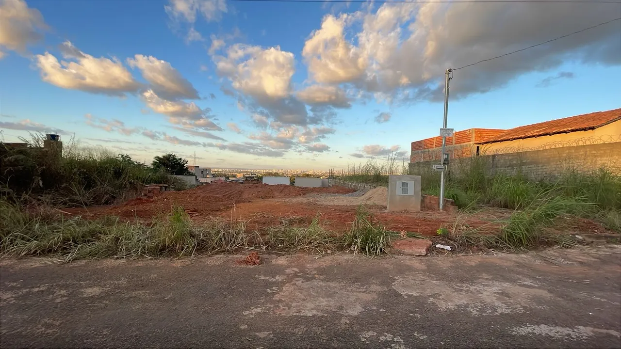 Lote 250,00m² (Asfalto e Agua) Residencial Santa Fe 1
