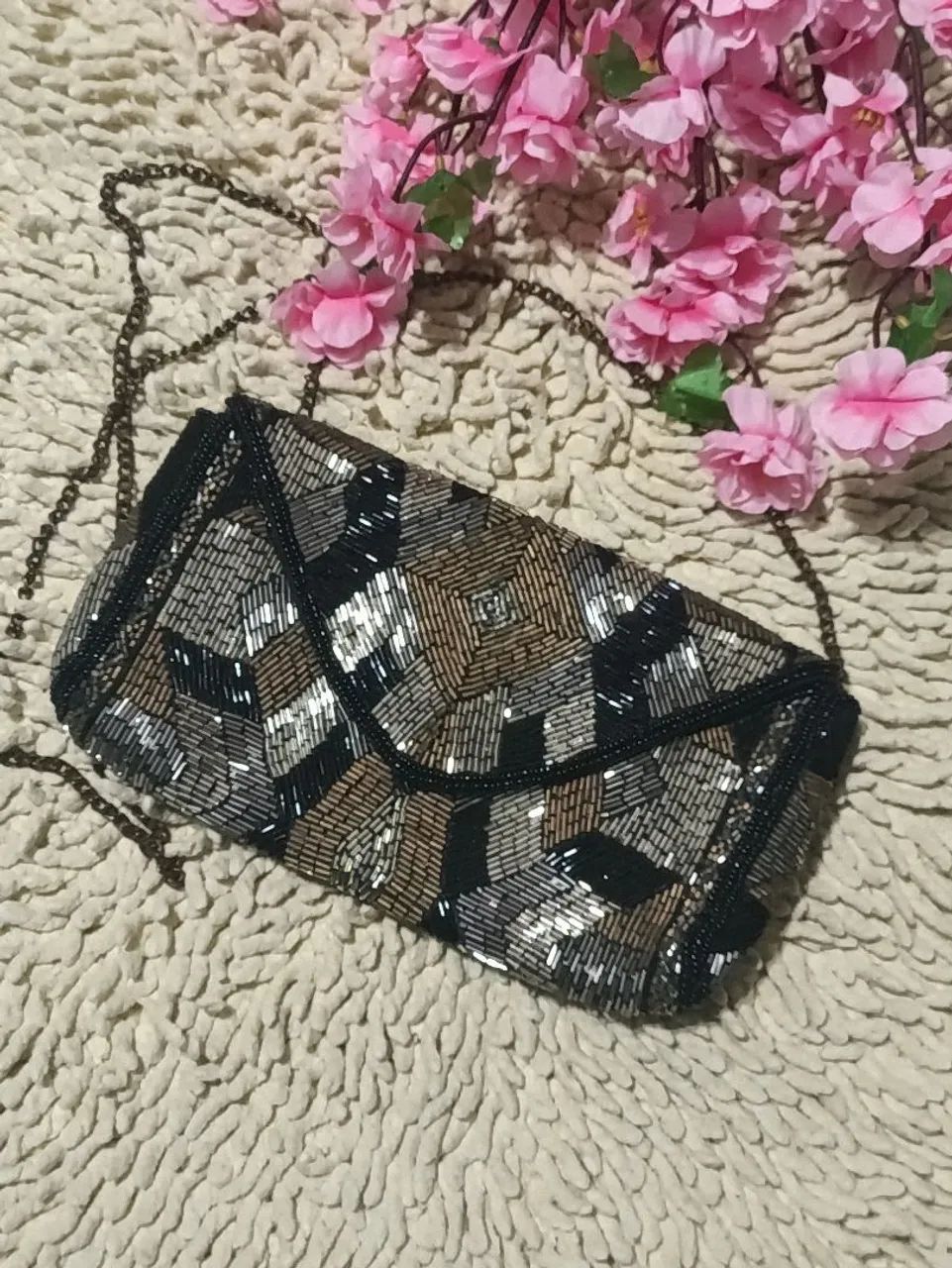 Bolsa Clutch de festa bordada a mão - origem Indiana 