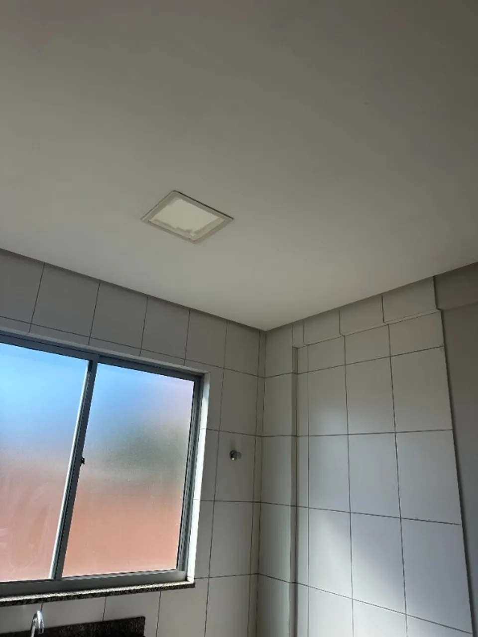 Aluga-se apartamento tipo kitnet no jardim América