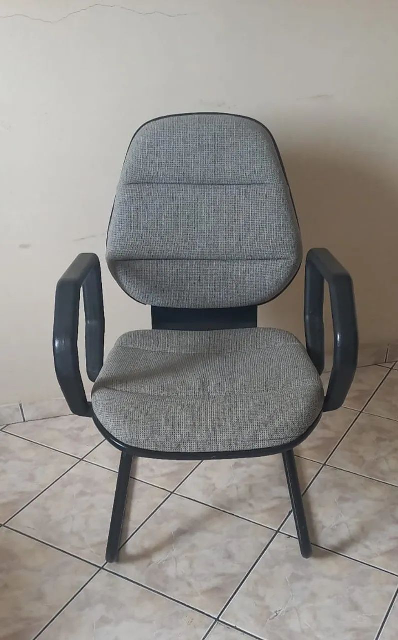 Cadeira de Escritório Cinza
