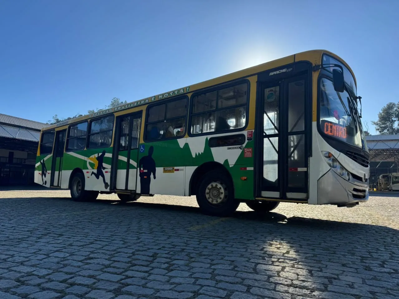 Mercedes 1722 2011/2012!! 08 unidades