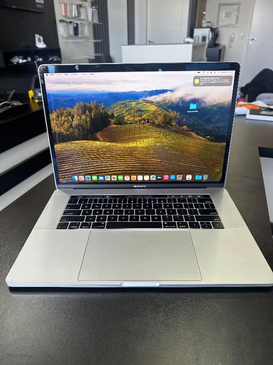 MACBOOK PRO 2018 TELA DE 15 SEMI - Notebooks - Parque Bela Vista
