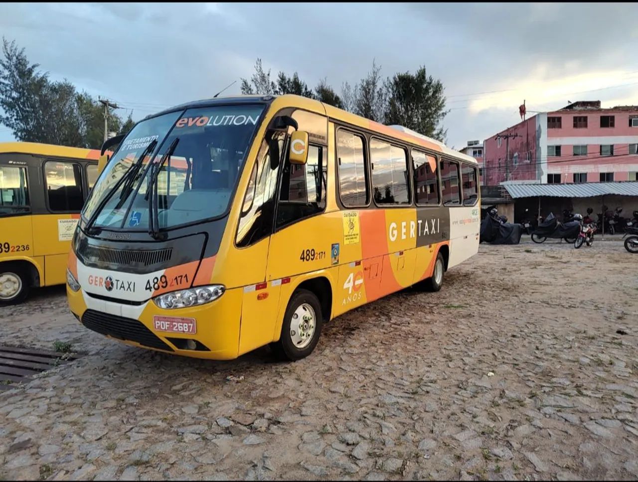 Micro ônibus senior 2017 - Foto 2