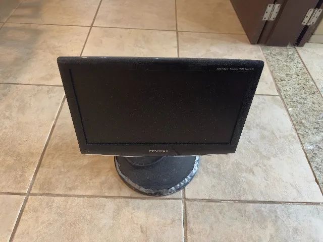 Monitor de mesa 16 polegadas