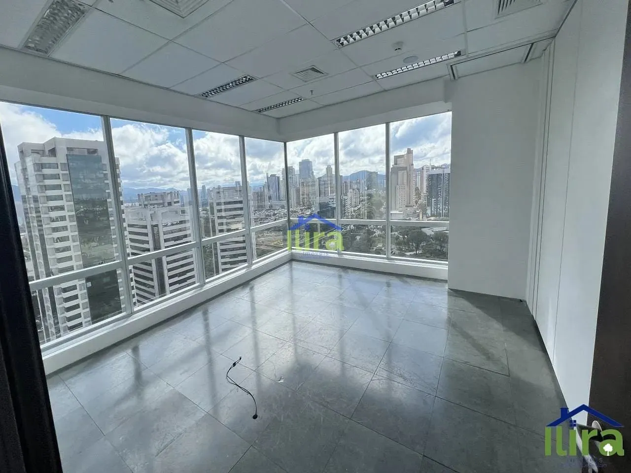 Sala para Locação 958M², Alphaville, Barueri - SP