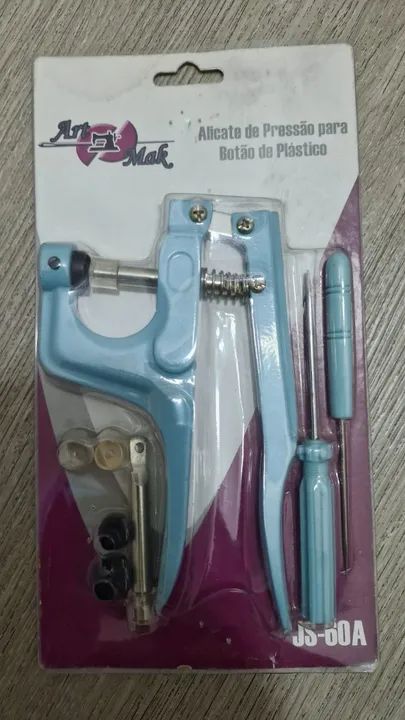 Alicate de Pressão para botão de plástico