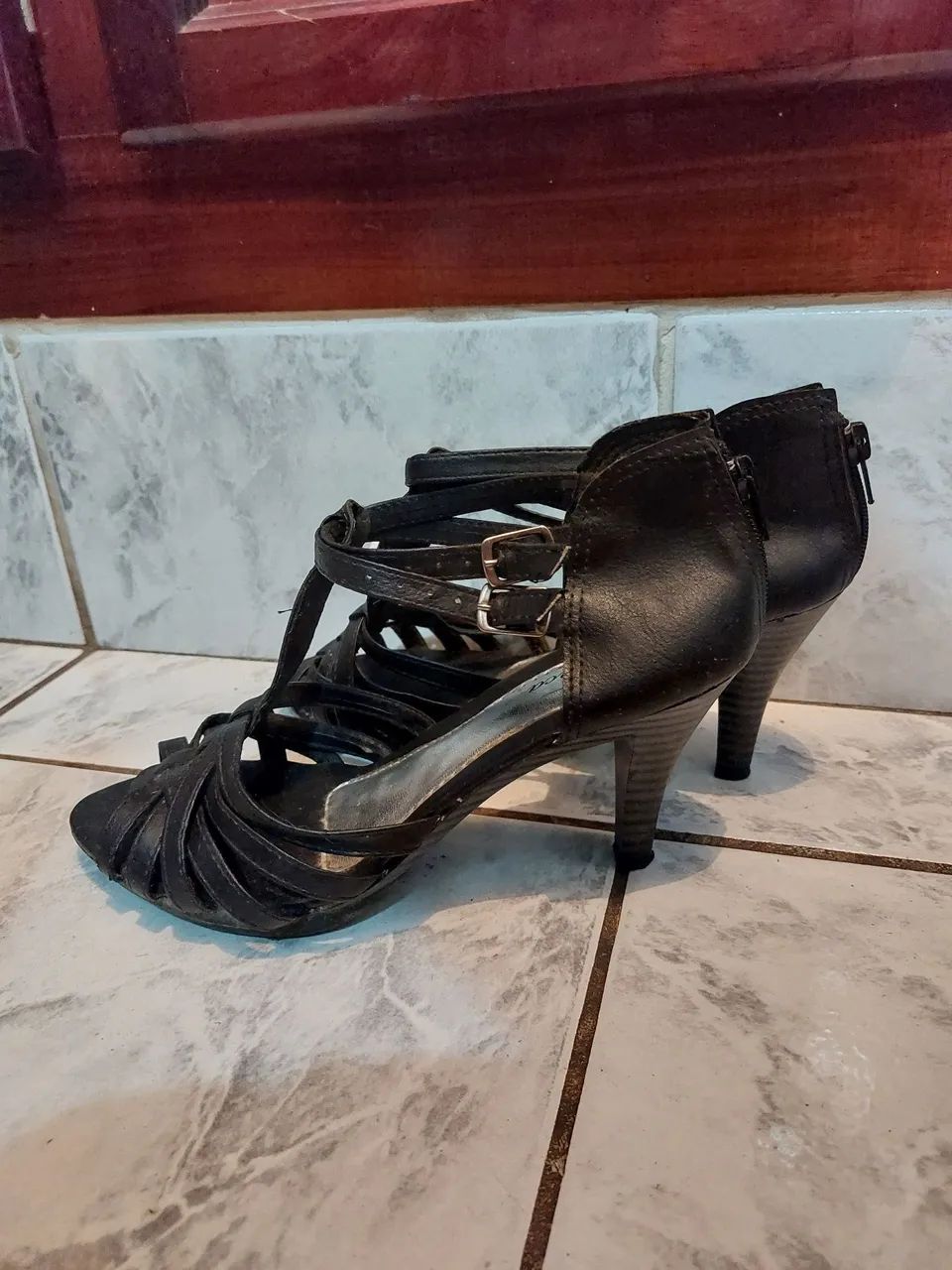 Sandália de Salto Preta