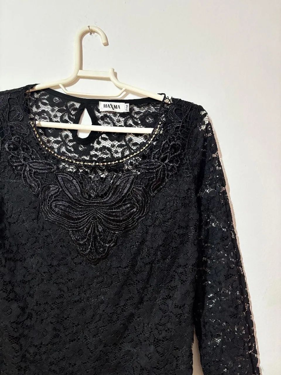 Blusa de Renda Preta 