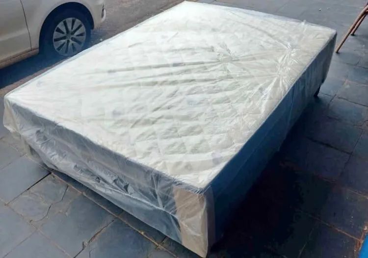 PARA ESGOTAR RÁPIDO !! CAMA BOX CASAL 279,90 COM ESPUMA FRETE GRÁTIS 