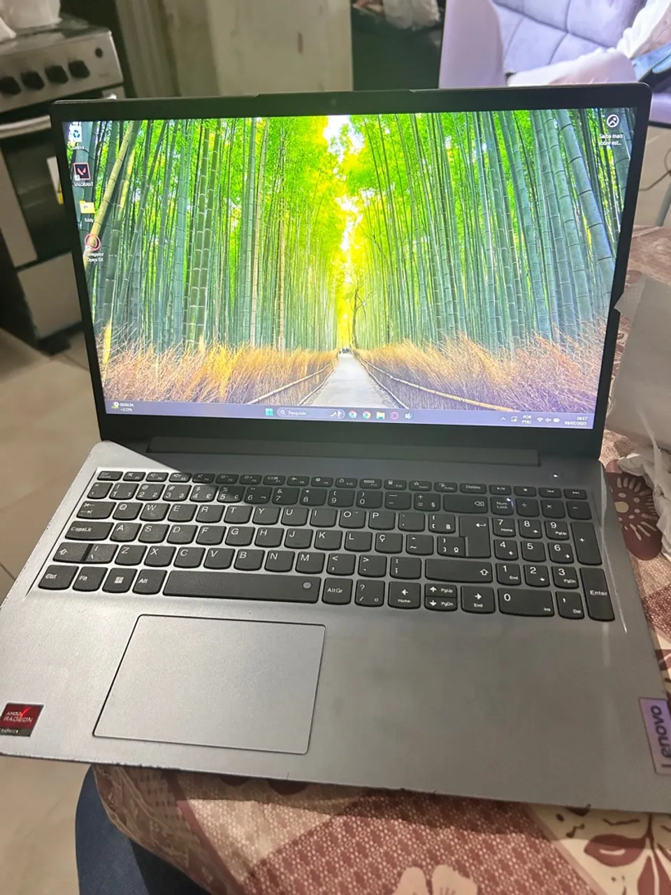 Notebook Lenovo - Desempenho e Qualidade