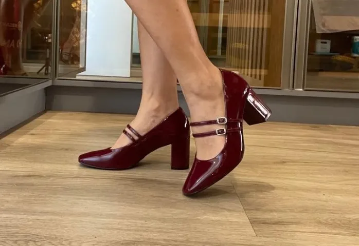 Sapato Via Marte novo VINHO 35