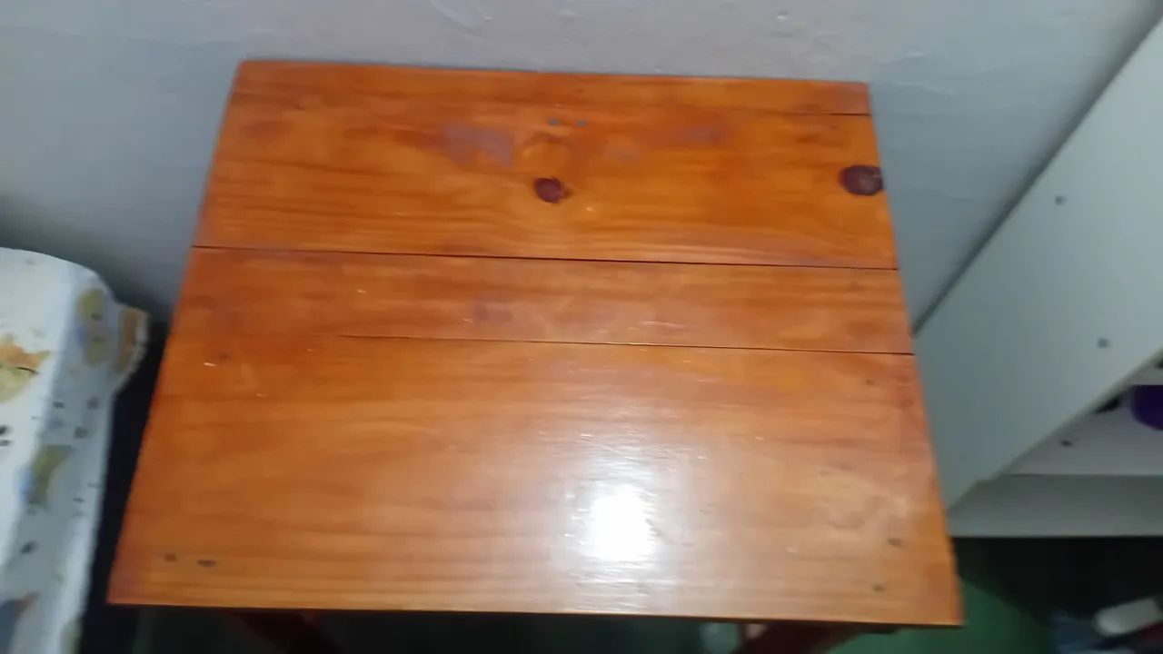 Escrivaninha/Mesa de Madeira  - Foto 2