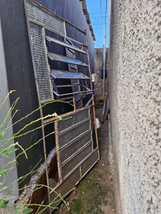 Porta e janela.  - Foto 4