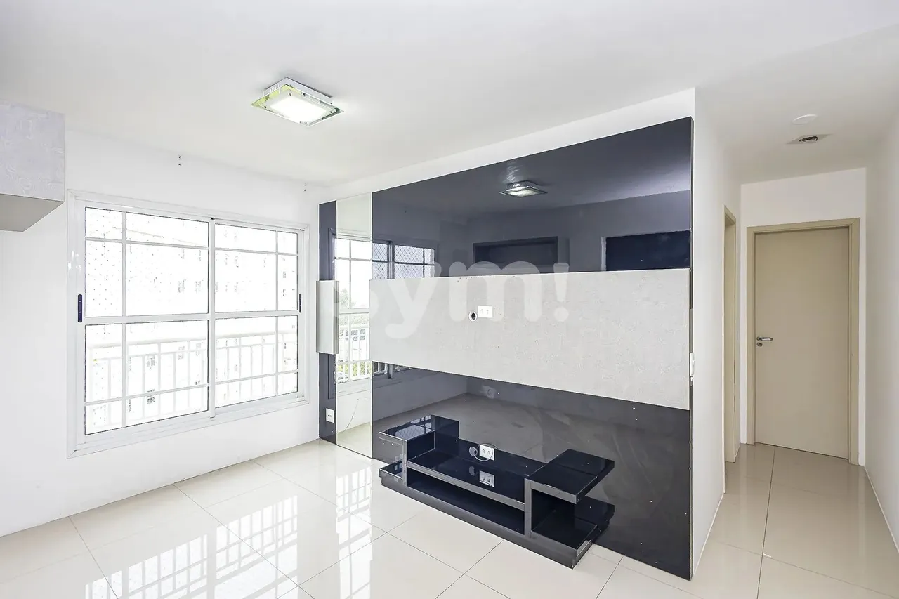 Apartamento dois dormitórios no Campo Comprido
