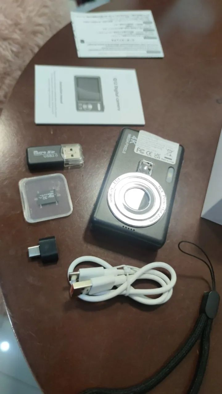 Câmeras Digitais Importadas 48Mpixels + Cartão 32GB + Cabo de carregamento USB C + Adaptad - Foto 2