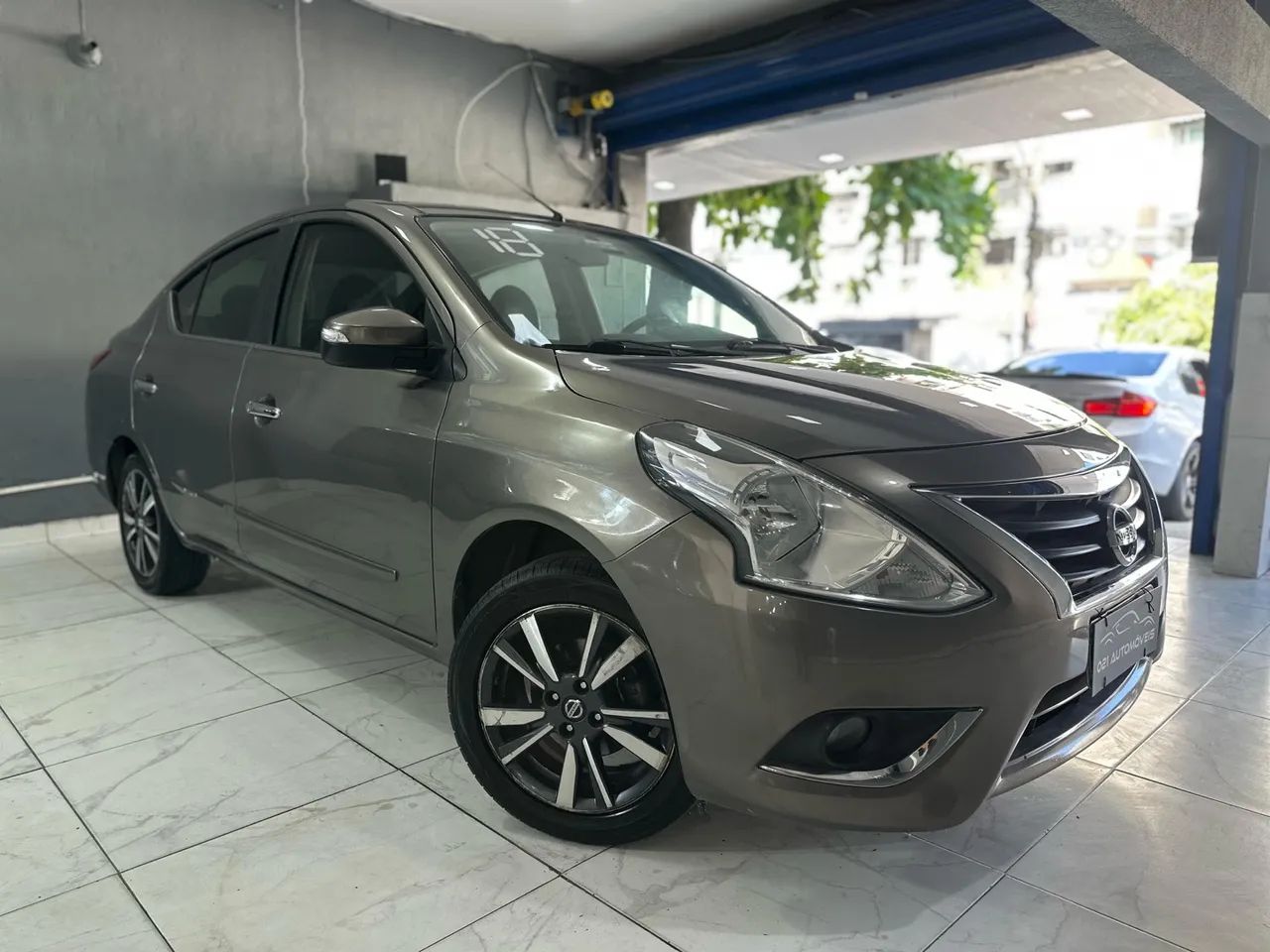 NISSAN VERSA 1.6 SL 2018 - Foto 5