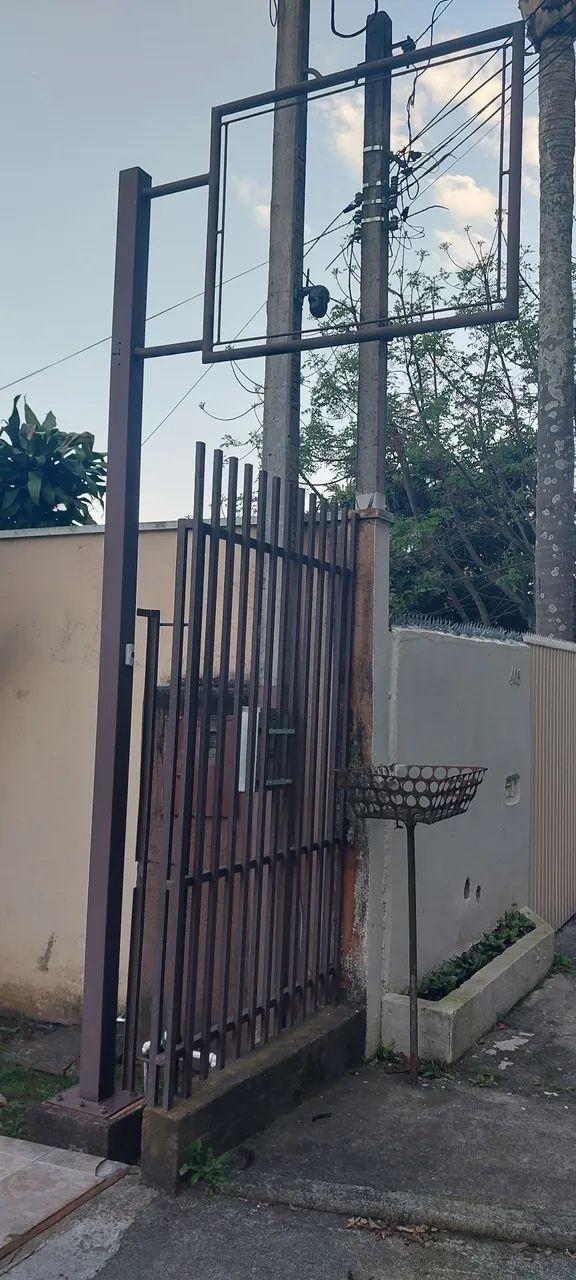 Estrutura em ferro  para placa de lona com ilhós - Foto 2