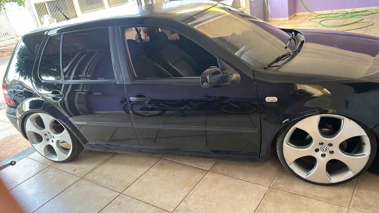 Vendo golf sapão ano 2004