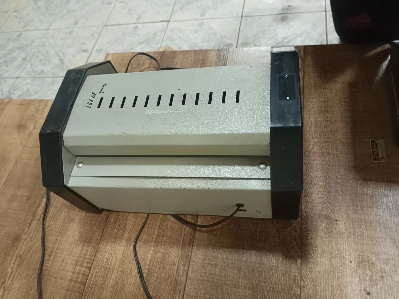 Encadernadora térmica Assane L-280 - Foto 5