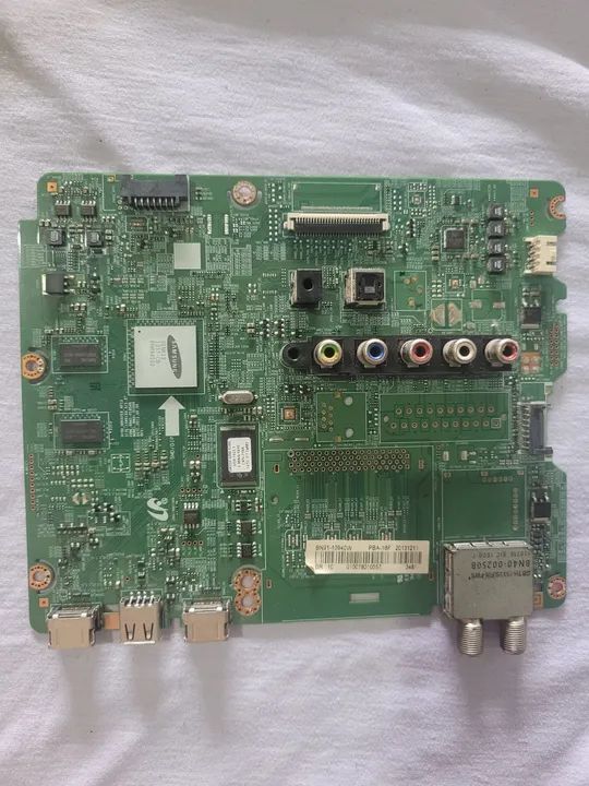 Placa principal TV samsung un32f4200ag bn91-10940w funcionando perfeitamente. 