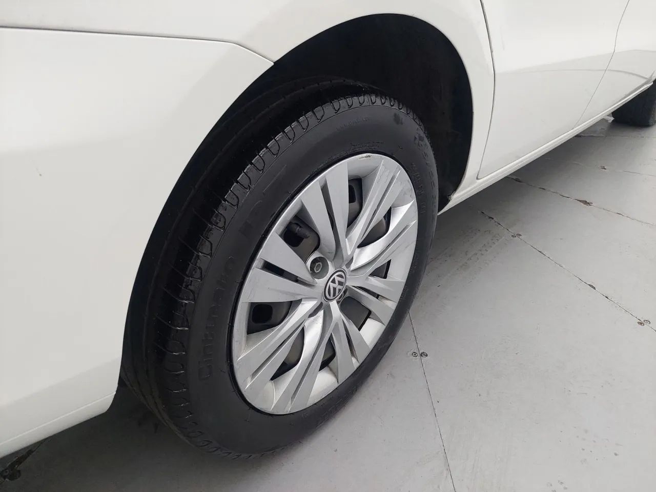 Volkswagen Voyage 1.0 Flex 12V 4p, foto 14 de 18