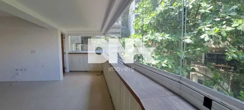 Apartamento : Padrão / Residencial / Leblon