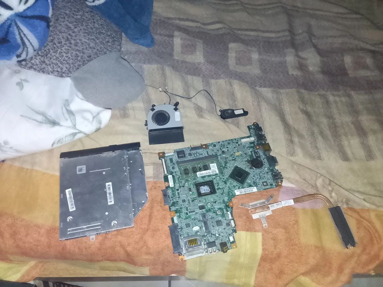 ELECTRONIC DISPOSAL (MOST PARTS WORKING)64312621572609120