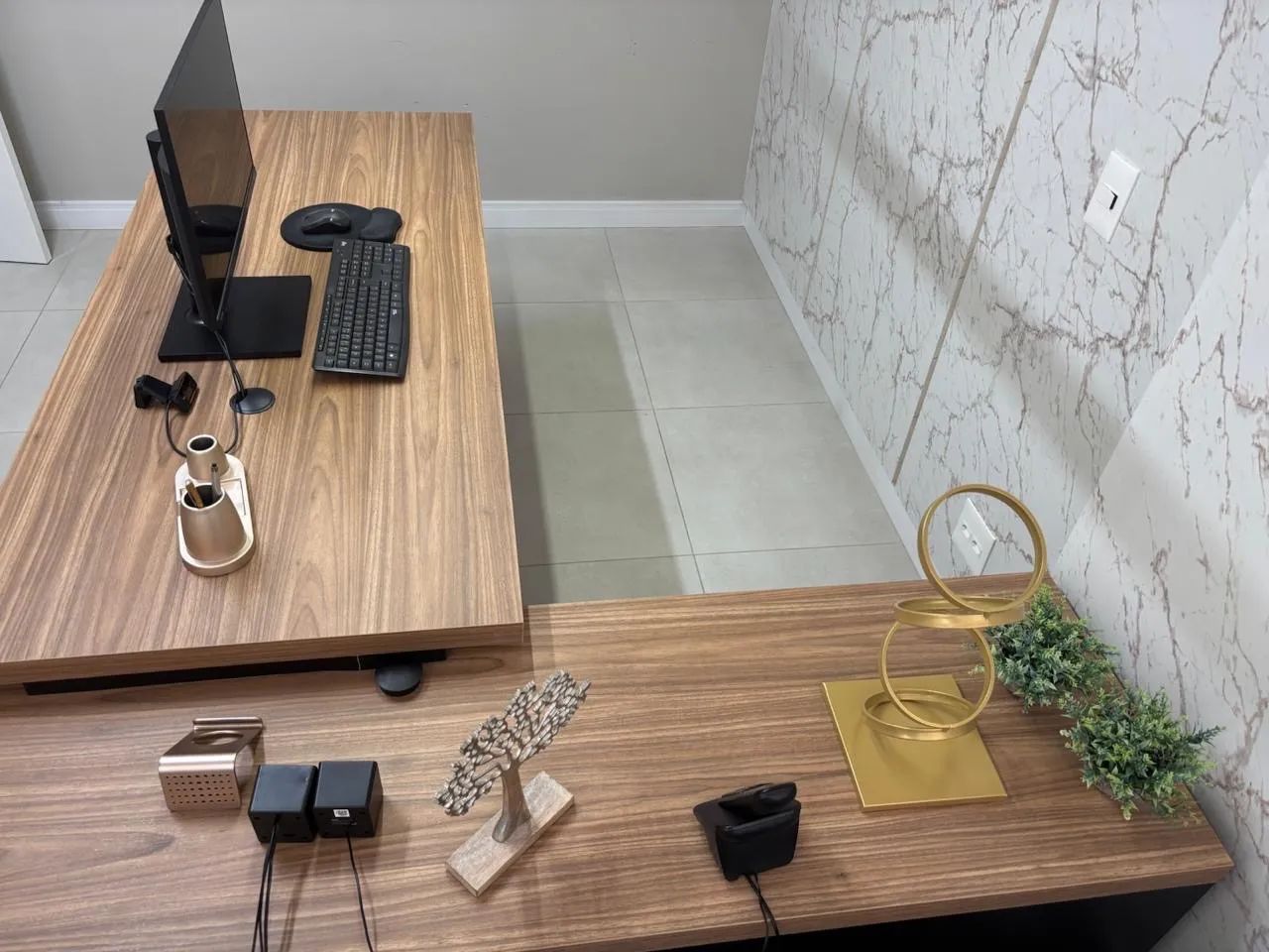 Desk with side table attached