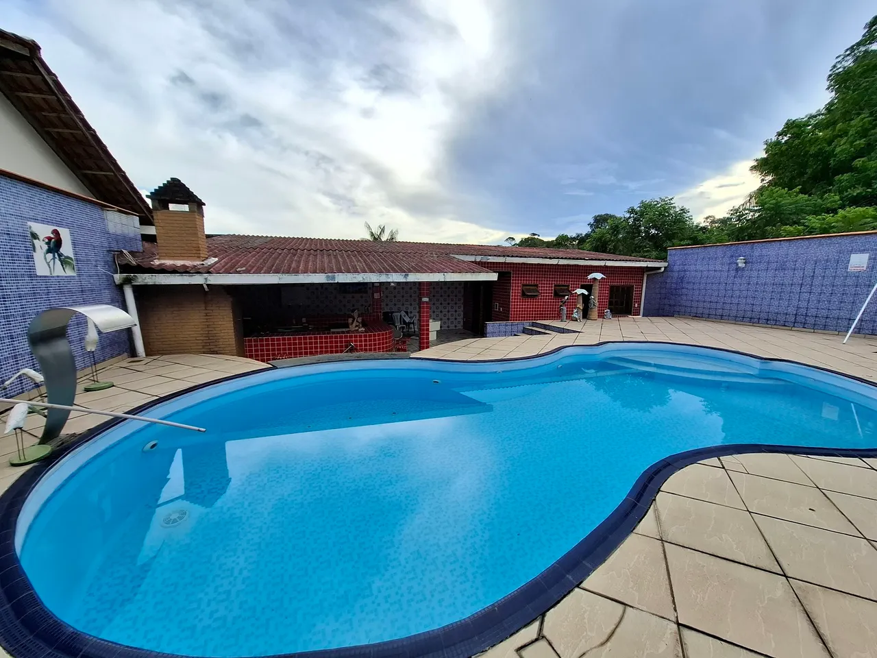 Maravilhosa casa térrea de 4 quartos no Res. Morada dos Nobres  