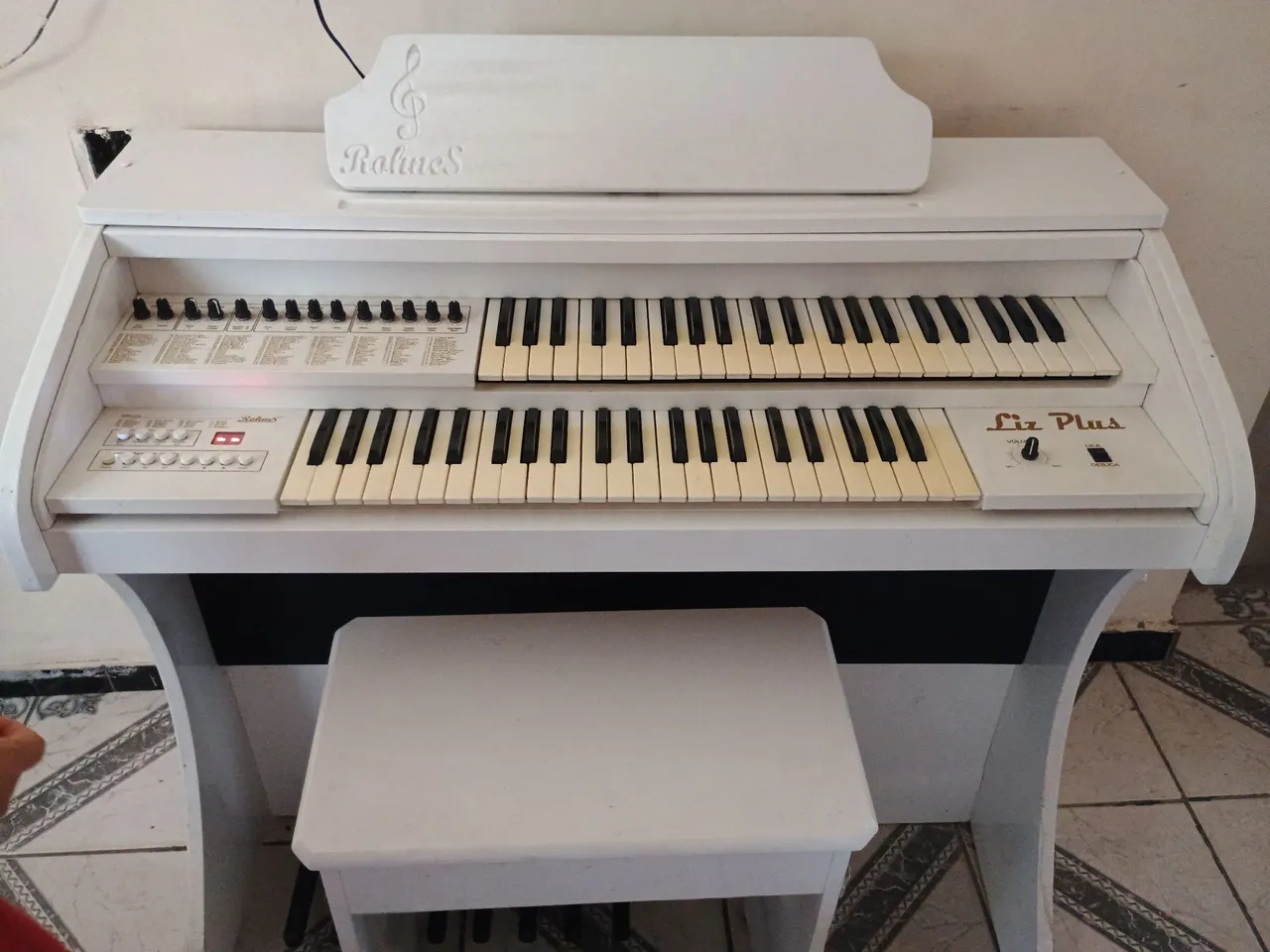 Teclado Musical Liz Plus - Ótimo Estado!