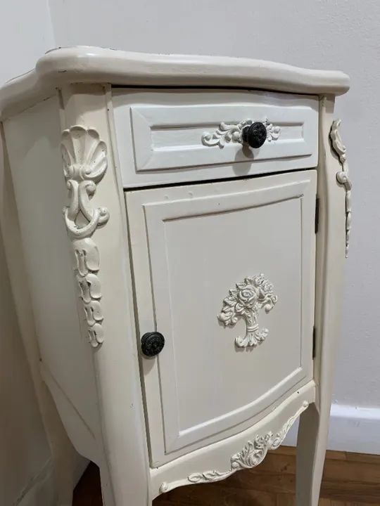 Mesa de Cabeceira - Foto 2