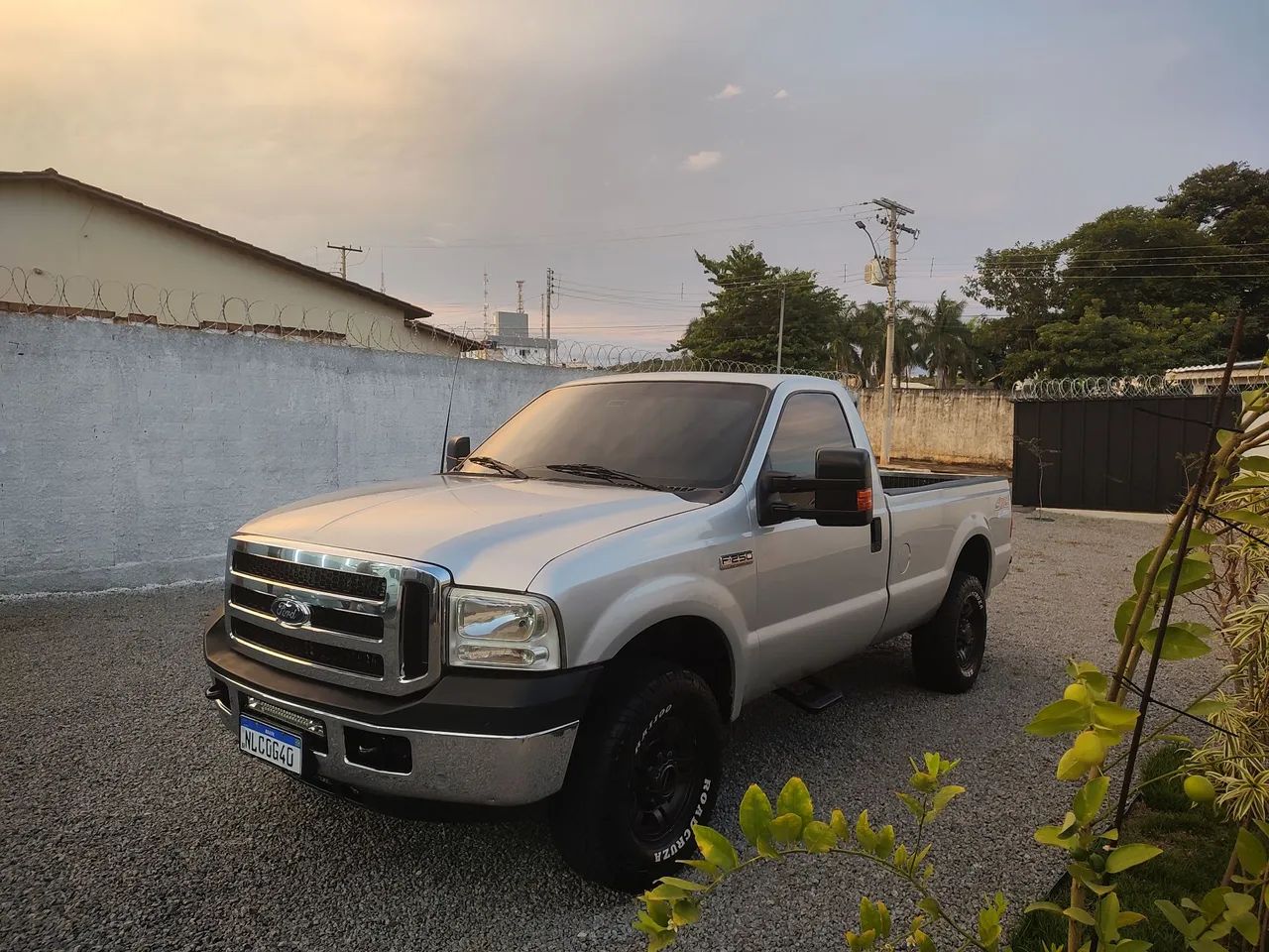 F-250 4x4 XLT  - Foto 2