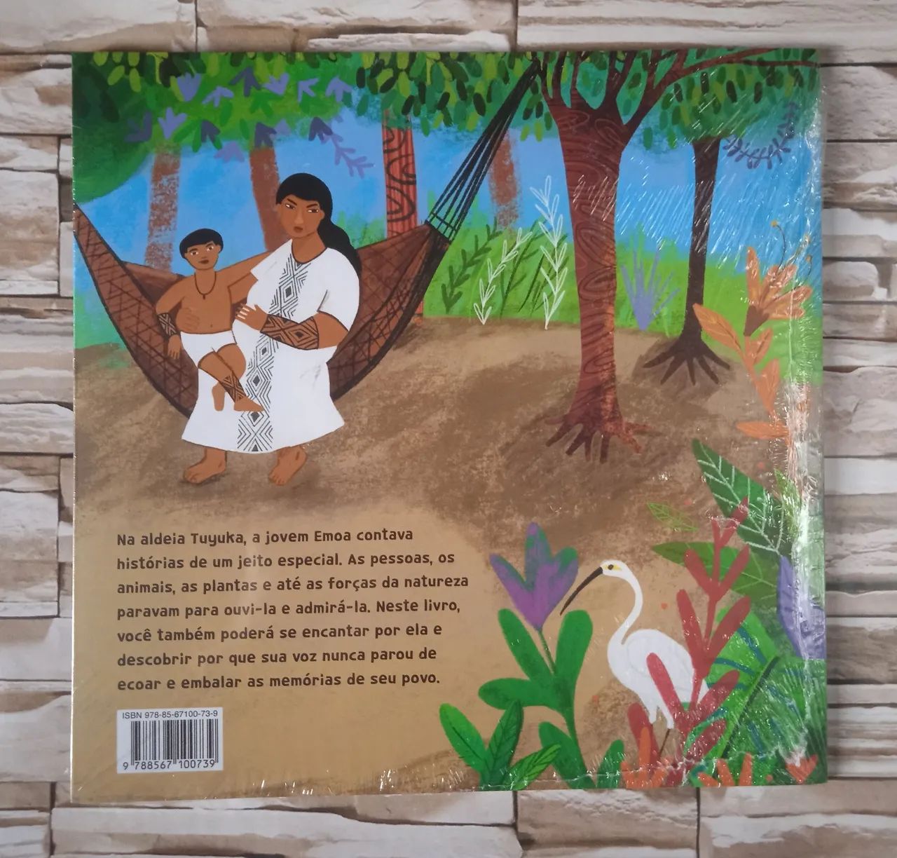 Maqueira de Tucum, de Márcia Kambeba e Michelle Cunha. Editora Pequena Zahar. - Foto 4