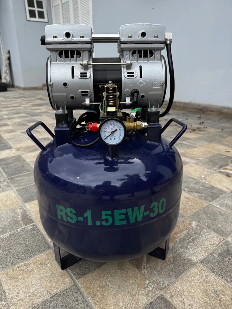 Compressor odontológico 