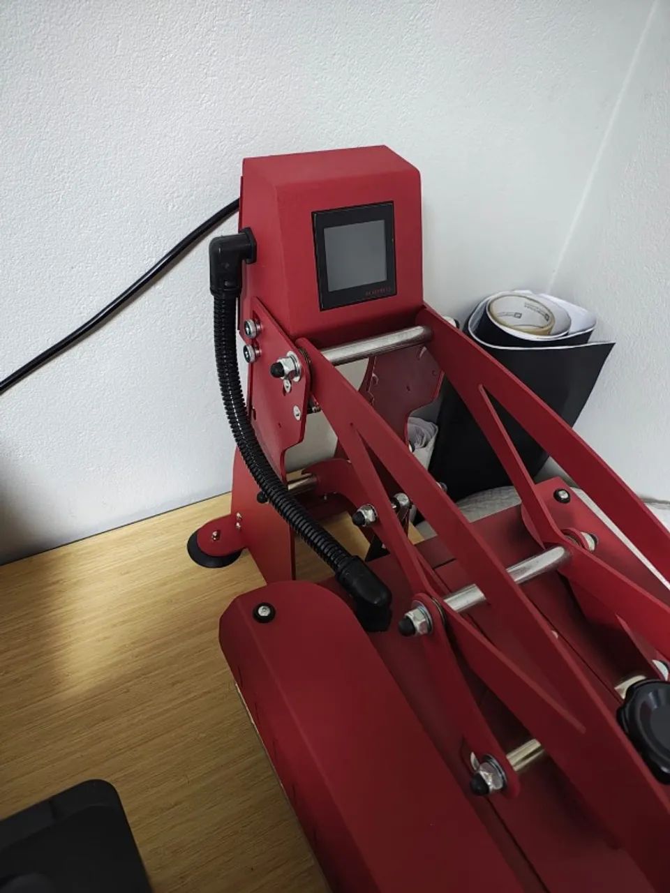 PRENSA TÉRMICA COM DISPLAY DIGITAL PARA SUBLIMAÇÃO PLANA 33X45 (A229) - 110v - Foto 5