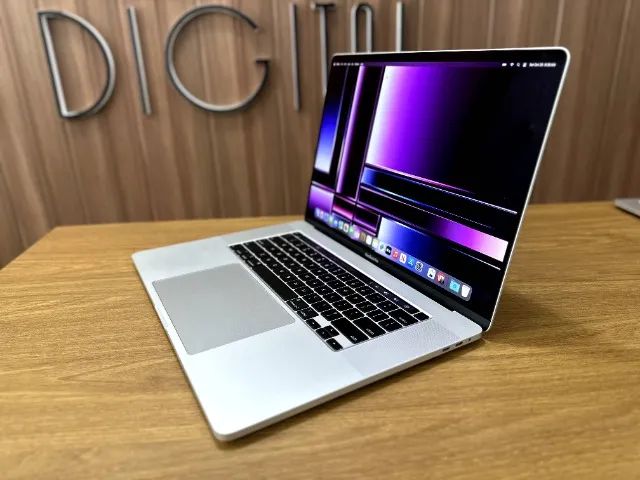MACBOOK PRO 1TB, 32 GB RAM, 16 POLEGADAS, i9, TOUCH BAR, TOUCH ID
