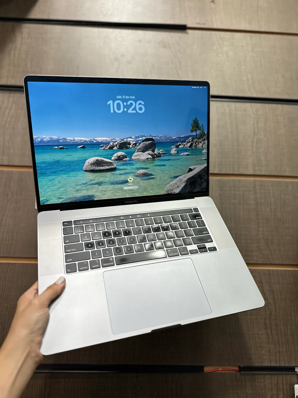 MacBook Pro 2019 i9 512Gb 32Ram - Garantia - Loja física