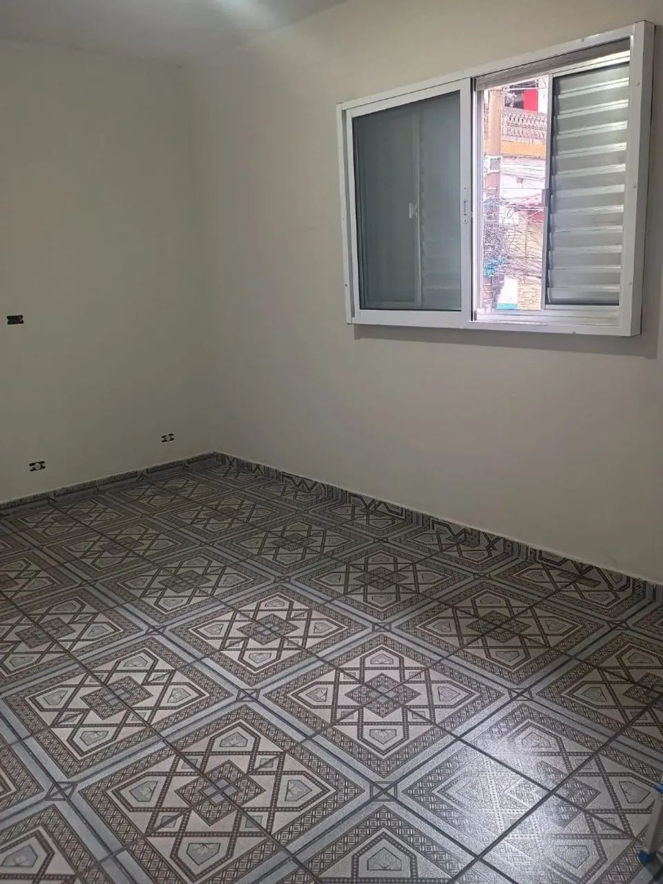 Casa para alugar - Parque Regina|R$ 900