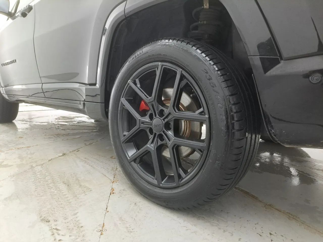 Jeep Commander Black Hurricane 2.0 4x4 TB Aut, foto 10 de 18