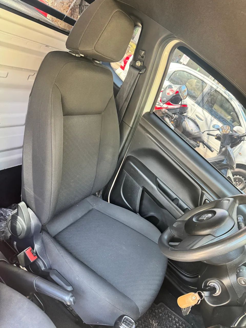 Fiat Strada Endurance 1.4 Flex 8V CS Plus 2022 - Foto 2