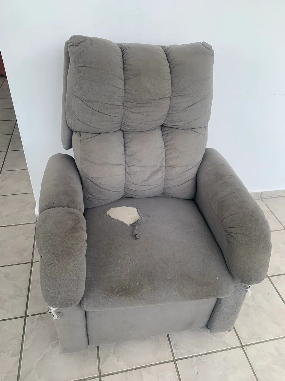 VENDE-SE CADEIRA RECLINÁVEL  - Foto 2