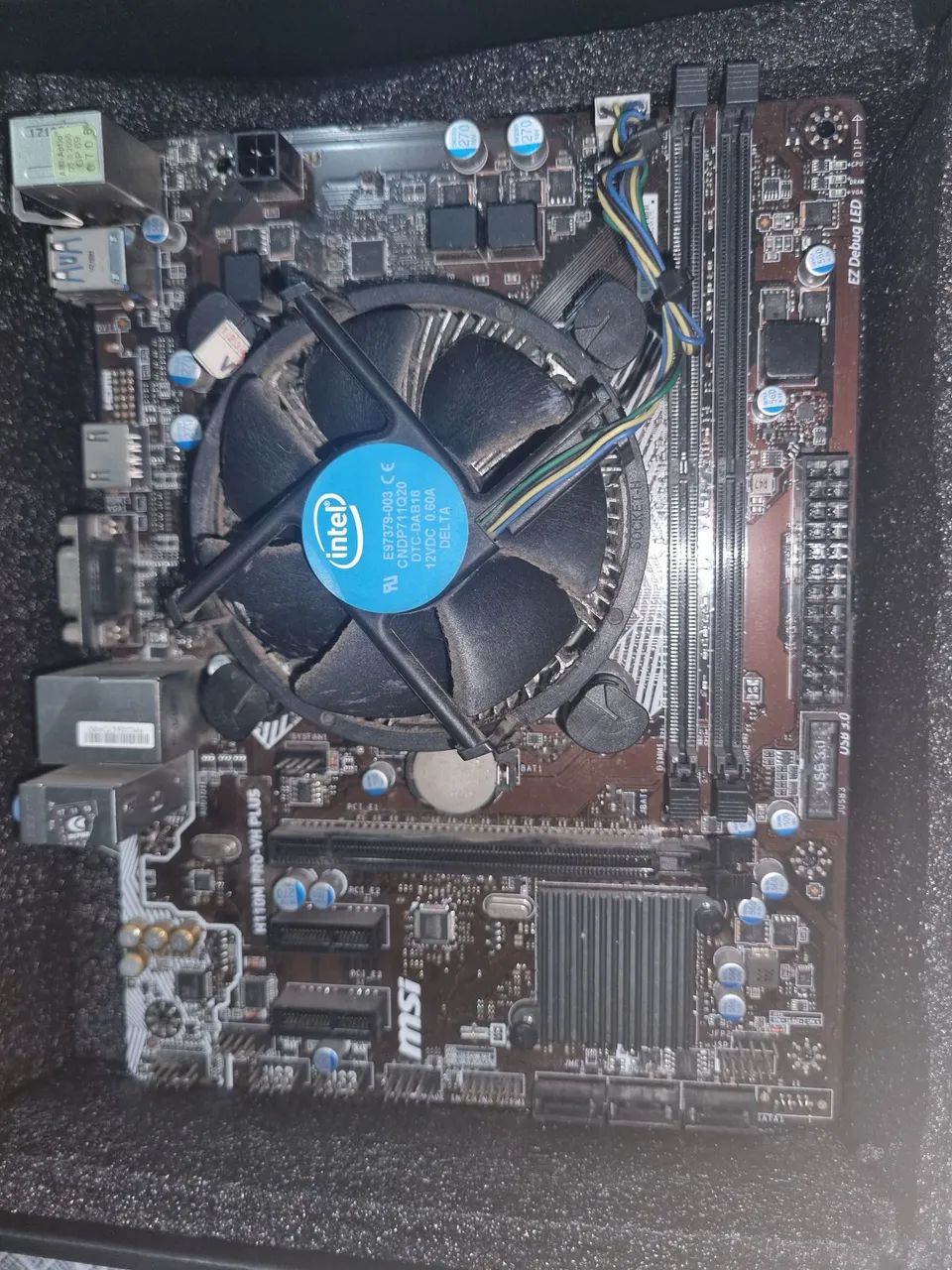 Placa mãe + processador + memória ram ddr4
