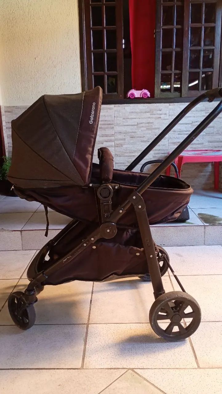 Carrinho de bebê Galzerano e bebê conforto  - Foto 5