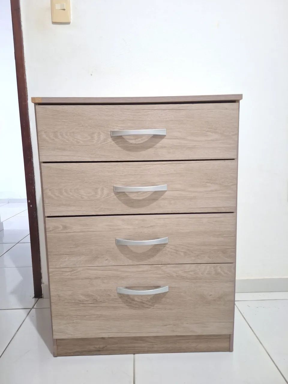 Cômoda 4 Gavetas 