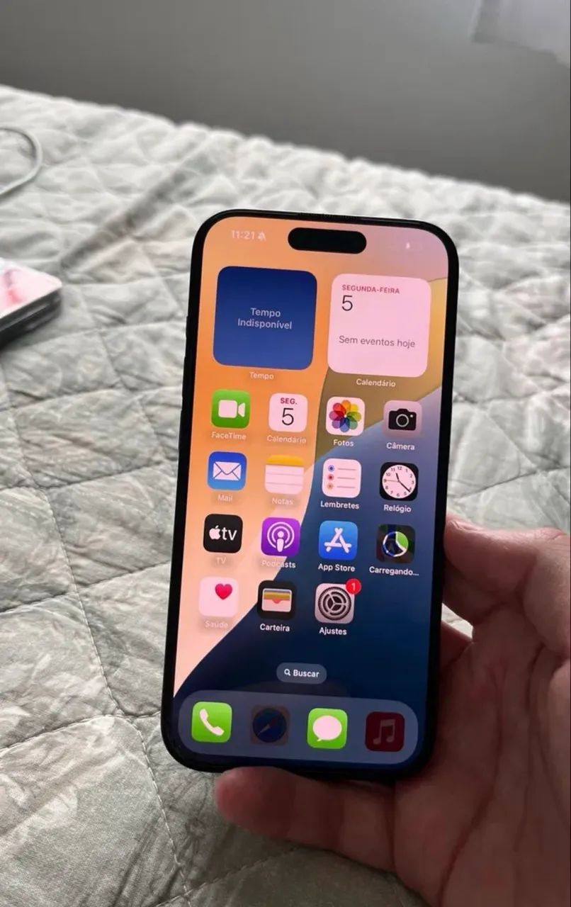 IPhone 15 Pro - Foto 3