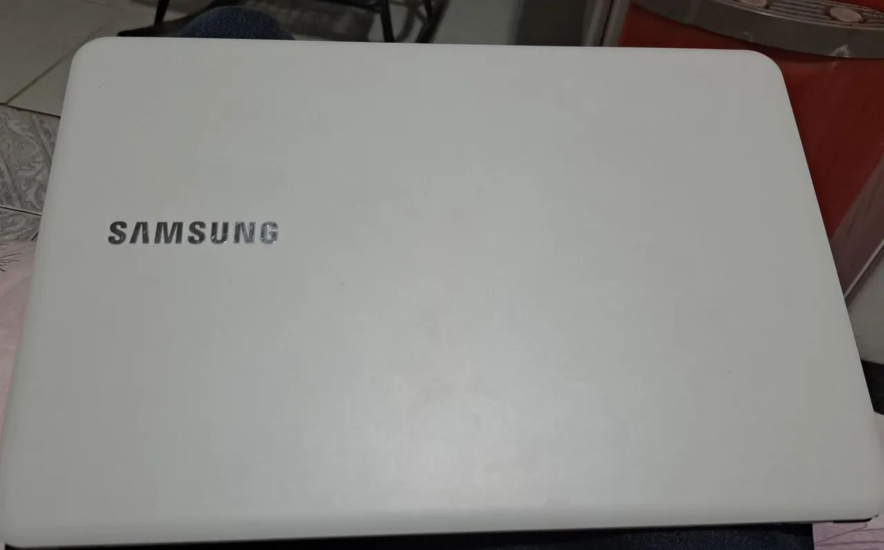Vendo notebook Samsung  - Foto 2