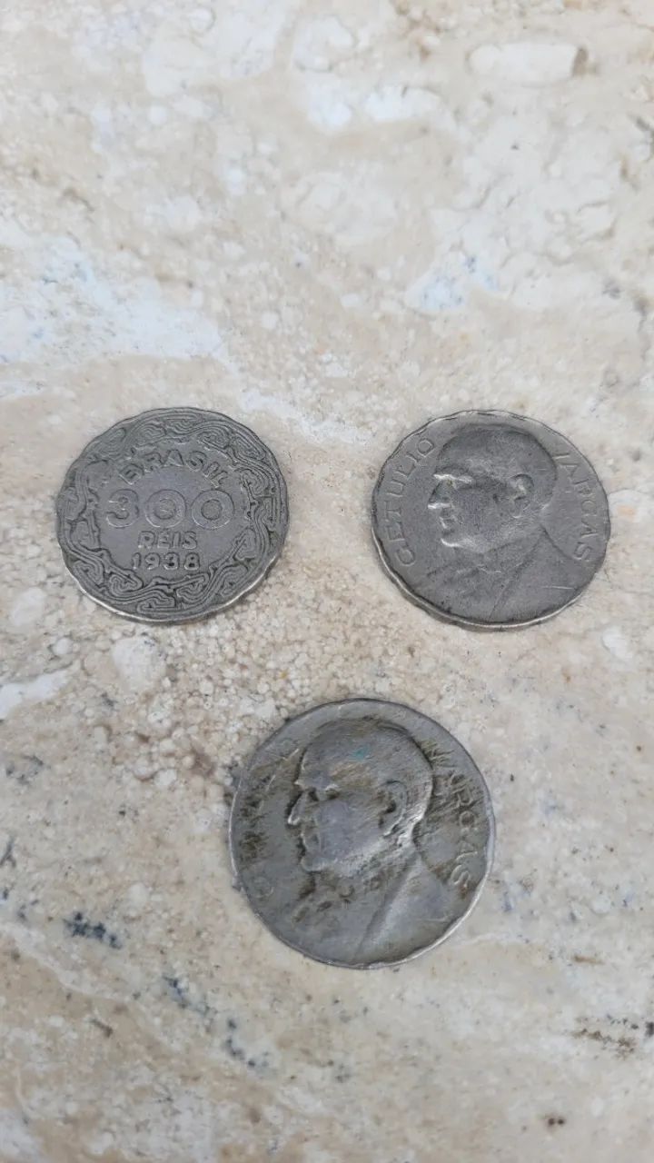 3 Moedas antigas 1938 Getúlio Vargas - Foto 2