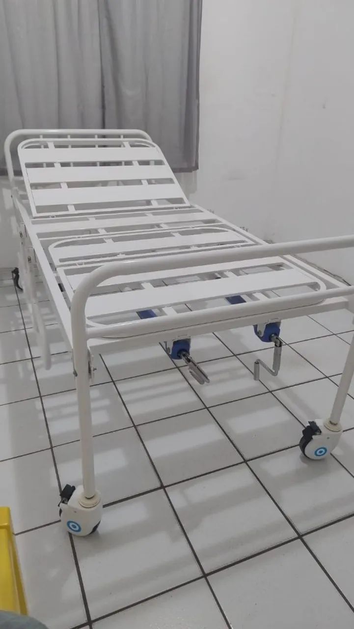 Cama hospitalar conservada - Foto 2